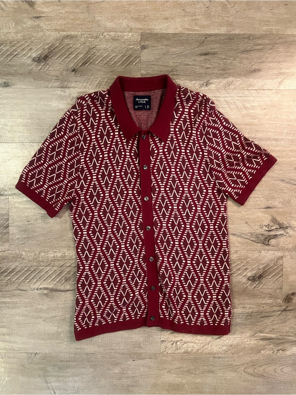 Abercrombie & Fitch Shirt Mens XS Burgundy Knit Button Academia Sweater